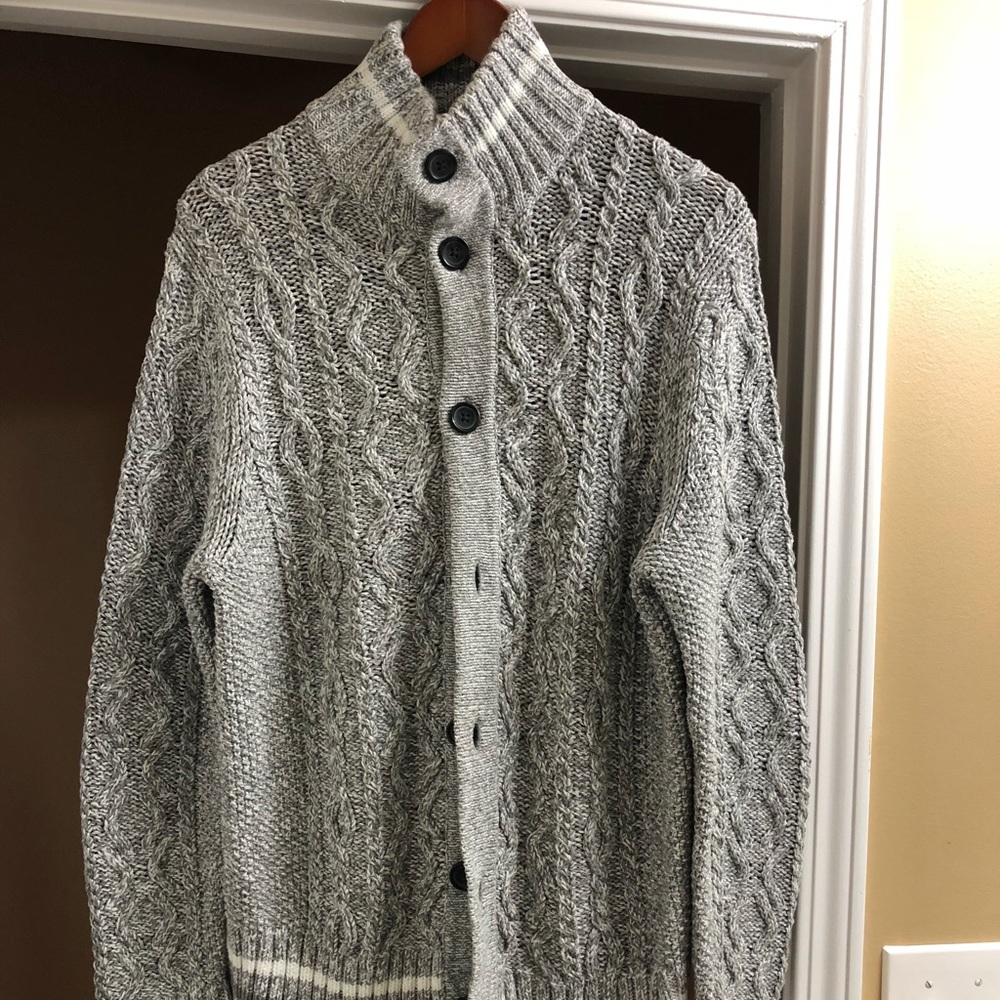 Men’s Express sweater